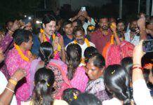 ନୂଆପଡ଼ା ବିଜେପି ପ୍ରଚାରରେ ମନ୍ତ୍ରୀ ଗୋକୁଳାନନ୍ଦ ମଲ୍ଲିକ