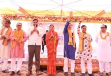 ନୂଆପଡ଼ା ଲଖନା ପଞ୍ଚାୟତ ରେ ବିଜେପି ପ୍ରାର୍ଥୀଙ୍କ ପାଇଁ ଭୋଟ ପ୍ରଚାର କଲେ ମନ୍ତ୍ରୀ ସୁରଜ ସୂର୍ଯ୍ୟବଂଶୀ