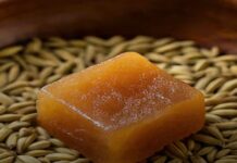 ଗୁଡ ସହିତ ପାନମହୁରୀ ଖାଇବାର ଲାଭ ଜାଣନ୍ତୁ..