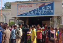 ବଢୁଛି ଉତ୍ତେଜନା: ଅସହାୟ ପୋଲିସ