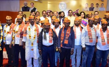 рм░рм╛рмЬрнНрнЯрм░рнЗ рмбрммрм▓ рмЗрмВрмЬрм┐рми рм╕рм░рмХрм╛рм░рм░ рммрм┐рмХрм╛рм╢ рмормбрнЗрм▓ рмЙрмкрм░рнЗ рмЖрм╕рнНрмерм╛ рмкрнНрм░рмХрмЯ рмХрм░рм┐ рм╕рморм╕рнНрмдрнЗ рммрм┐рмЬрнЗрмкрм┐ рморнБрм╣рм╛рмБ: рмормирморнЛрм╣рми рм╕рм╛рморм▓