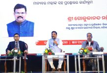 ପଚାରିଲେ ଚାଷୀ, ଉତ୍ତର ରଖିଲେ ମନ୍ତ୍ରୀ