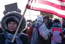 ଆମେରିକାରେ ପୁଣି ଶଟ୍ଡାଉନ ; ଟ୍ରମ୍ପ୍ଙ୍କ ଆପ୍ରବାସନ ଚଢ଼ାଉ ବିରୋଧରେ ଦେଶବ୍ୟାପୀ ଧର୍ମଘଟ ପାଇଁ ଆହ୍ୱାନ