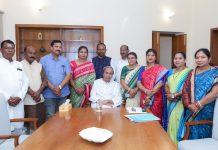 ୧୦ ଜିଲ୍ଲା ପରିଷଦ ସଭାପତିଙ୍କ ସହ ନବୀନଙ୍କ ଆଲୋଚନା