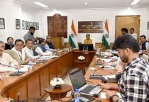 କୃଷି କ୍ଷେତ୍ରର ସମୀକ୍ଷା: ଫସଲ କ୍ଷତି ଓ ବୀମା ଦାବି ଉପରେ ଶିବରାଜ ସିଂହ ଚୌହାନଙ୍କ ଗୁରୁତ୍ୱ