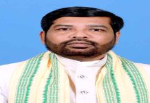 ଭୋଟ ଦେଲେ ଦାଶରଥି