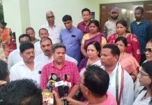 କାକବନ୍ଧ ଆଶ୍ରମ ସ୍କୁଲରେ ପହଞ୍ଚିଲା ପ୍ରଦେଶ କଂଗ୍ରେସ ଅନୁଧ୍ୟାନକାରୀ ଦଳ