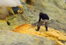 ବେଆଇନ ଖଣି ଖନନ ଏବଂ ଅମାନବୀୟ ବିସ୍ଥାପନ ବନ୍ଦ କର