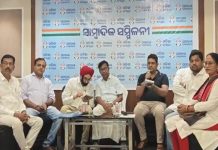 ଧର୍ମେନ୍ଦ୍ର ଇସ୍ତଫା ନ ଦେବା ଭୁଲ୍, ଧର୍ମେନ୍ଦ୍ରଙ୍କୁ ସୁରକ୍ଷା ଦେବା ବିଜେପି ଓ ମୋଦୀଙ୍କ ଭୁଲ୍: ଭକ୍ତ