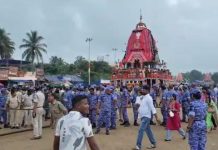 ଦର୍ପଦଳନ ପରେ ତାଳଧ୍ବଜ ଏବଂ ନନ୍ଦିଘୋଷ ରଥର ଦକ୍ଷିଣ ମୋଡ଼ ପ୍ରକ୍ରିୟା