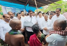 କେନ୍ଦୁଝର ଜିଲ୍ଲା ଗସ୍ତ କରି ମୃତକଙ୍କ ପରିବାରବର୍ଗଙ୍କୁ ଭେଟିଲା ବିଜେଡି ପ୍ରତିନିଧି ମଣ୍ଡଳୀ
