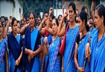 ୬ ମାସର ପାରିଶ୍ରମିକ ଦାବିରେ ଆଶା କର୍ମୀଙ୍କ ଆନ୍ଦୋଳନ