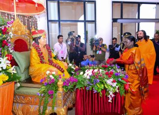 ପରମପୂଜ୍ୟ ଜଗଦ୍ଗୁରୁ ଶ୍ରୀ କୃପାଳୁ ଜୀ ମହାରାଜ ଥିଲେ ଆଧୁନିକ ଯୁଗର ଜଣେ ଯୁଗପ୍ରବର୍ତ୍ତକ ସନ୍ଥ: ମହାମହିମ