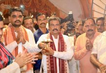 ଦେବଗଡ଼ ଗଣେଶ ପୂଜାରେ ସାମିଲ ହେଲେ ସାଂସଦ ; ଉତ୍ସବ କେବଳ ମନୋରଞ୍ଜନ ନୁହେଁ, ସାମାଜିକ ଦାୟିତ୍ୱବୋଧର ମାଧ୍ୟମ: ଧର୍ମେନ୍ଦ୍ର ପ୍ରଧାନ