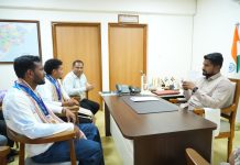 ଏସୀୟ କ୍ରୀଡ଼ା ସ୍ୱର୍ଣ୍ଣ ପଦକ ବିଜେତା ଅମିତ ରୋହିଦାସ ଓ ଶୀଳାନନ୍ଦ ଲାକ୍ରାଙ୍କୁ ସ୍ୱାଗତ କଲେ କ୍ରୀଡ଼ା ମନ୍ତ୍ରୀ ସୂର୍ଯ୍ୟବଂଶୀ ସୂରଜ