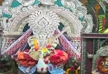 ଆଜି ନବରାତ୍ରୀର ଦ୍ୱିତୀୟ ଦିନ: ସରସ୍ୱତୀ ବେଶରେ ଦର୍ଶନ ଦେଲେ ମା’